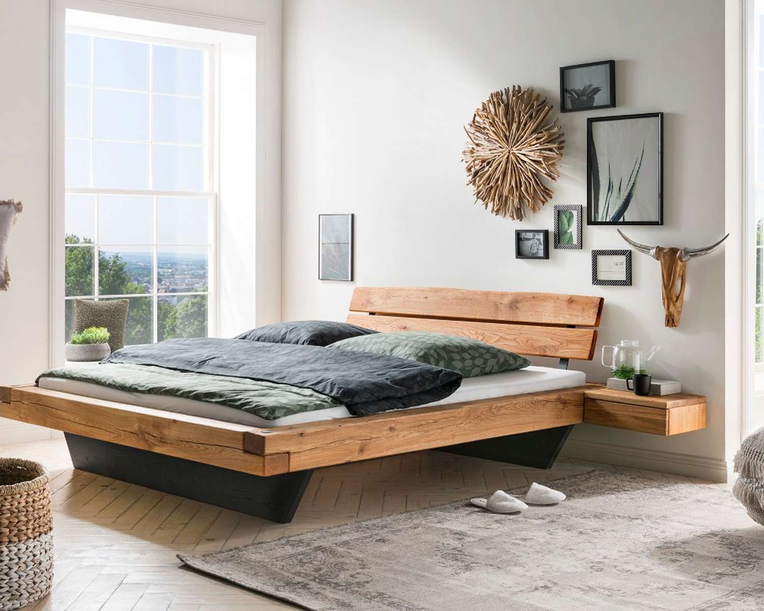 Tweepersoons houten balkenbed