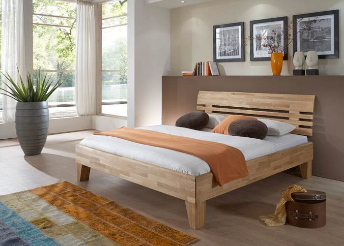 Houten bed Gijs wild eiken geolied met schuine poten